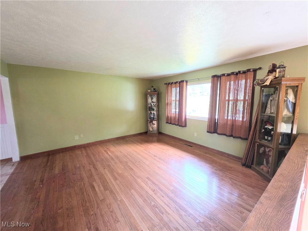 Mustang Acres Adn - Residential