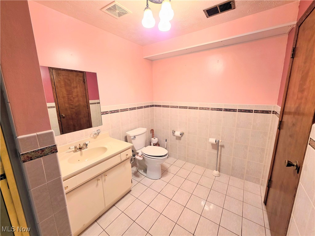 Mustang Acres Adn - Residential