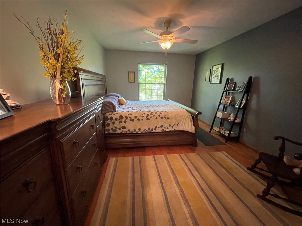 Country Scene Condo - Residential