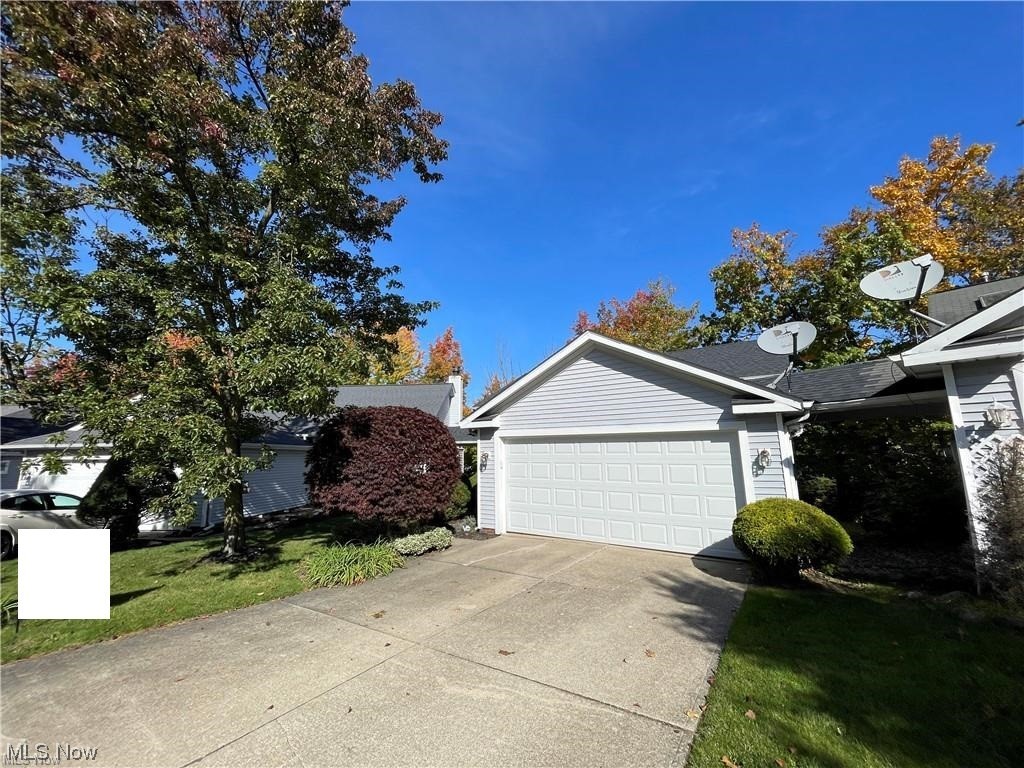 Country Scene Condo - Residential