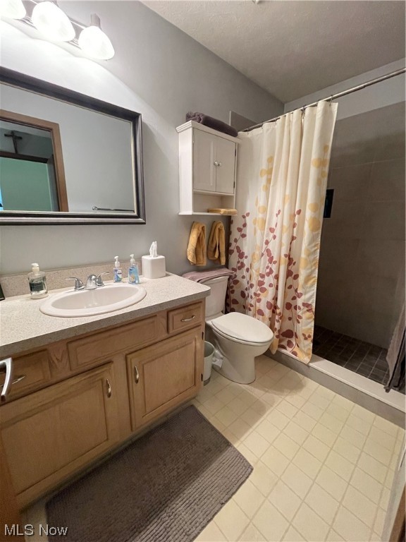 Country Scene Condo - Residential