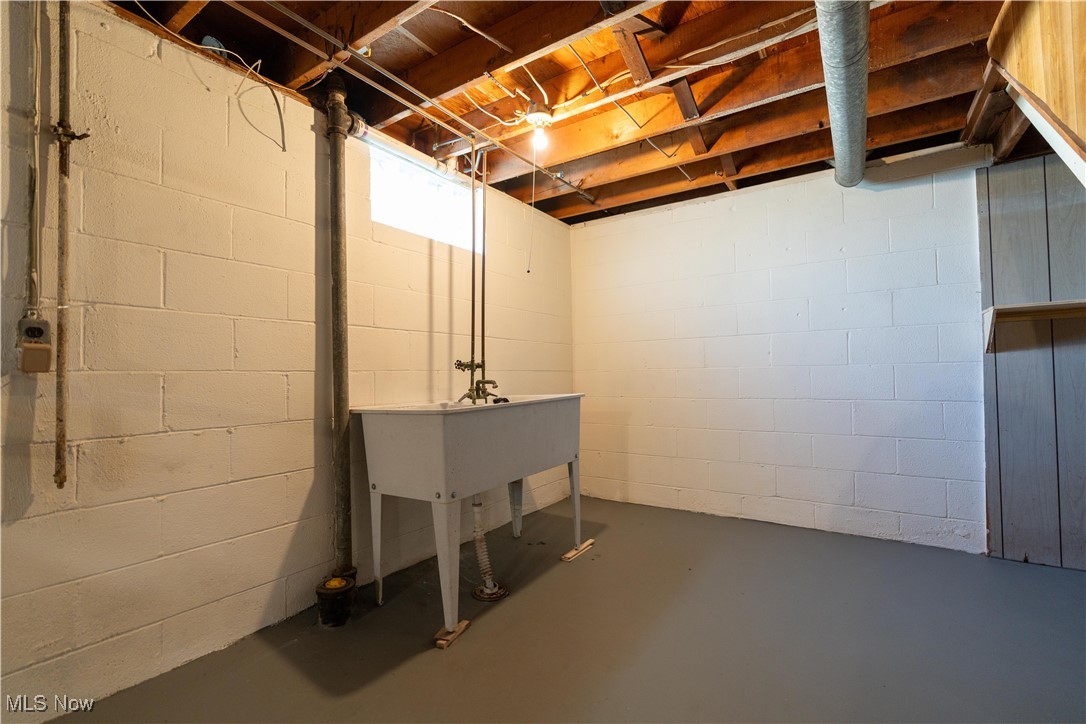 Tallmadge Road Allotment - Residential