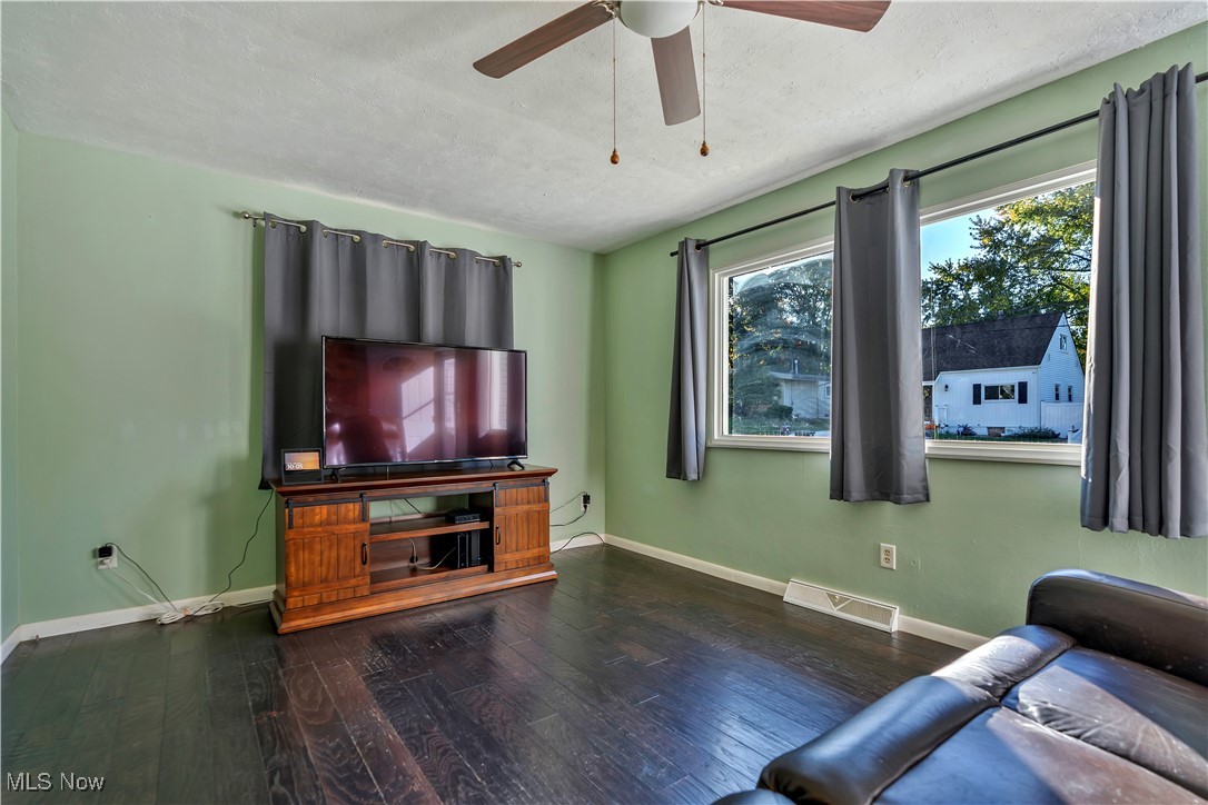 Tallmadge Road Allotment - Residential