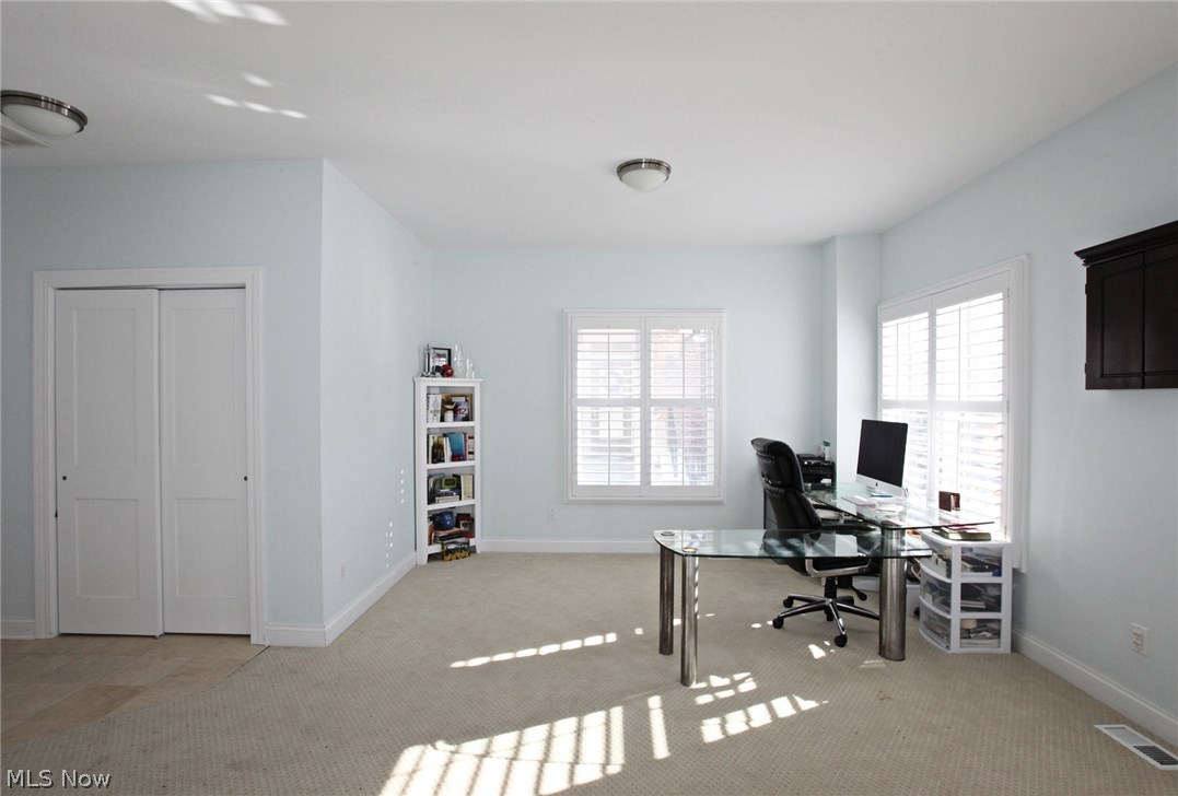 West Hampton at Crocker Park - Residential