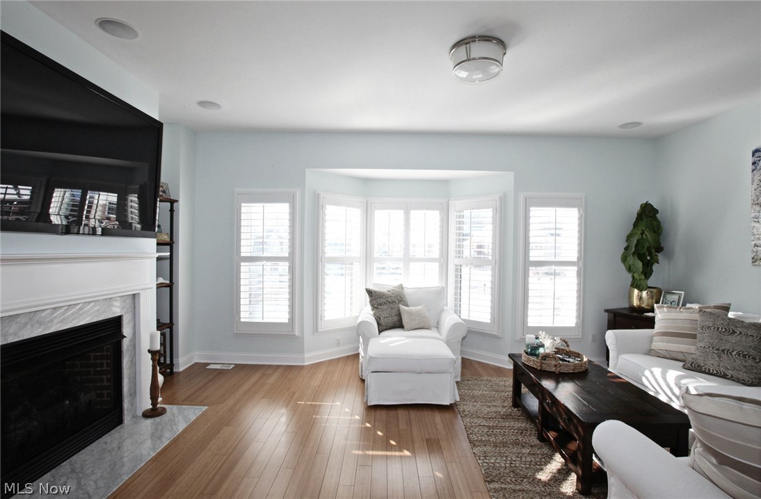 West Hampton at Crocker Park - Residential