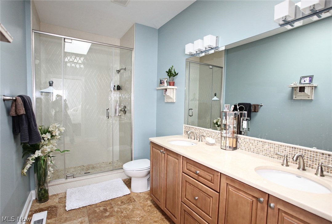 West Hampton at Crocker Park - Residential