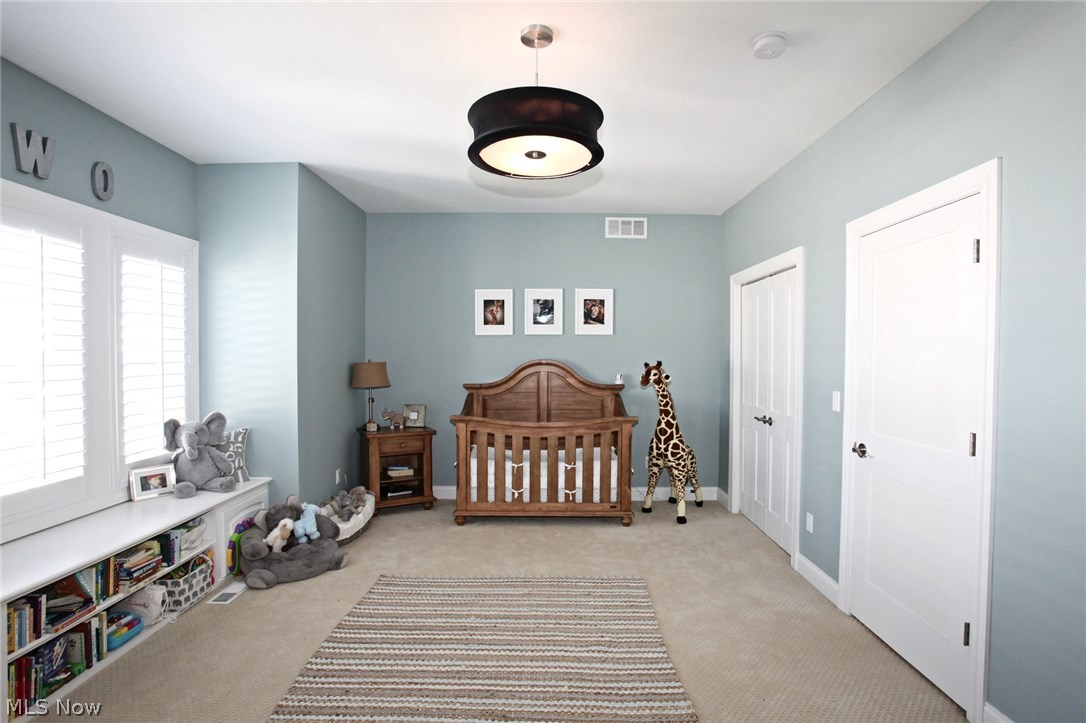 West Hampton at Crocker Park - Residential