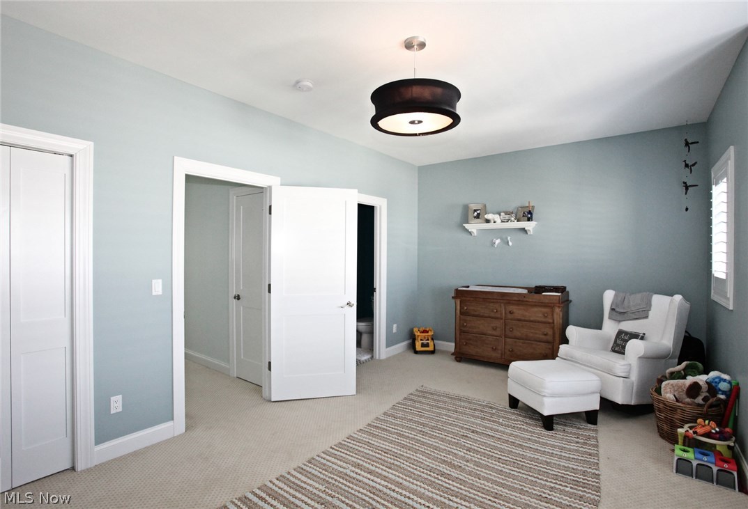 West Hampton at Crocker Park - Residential