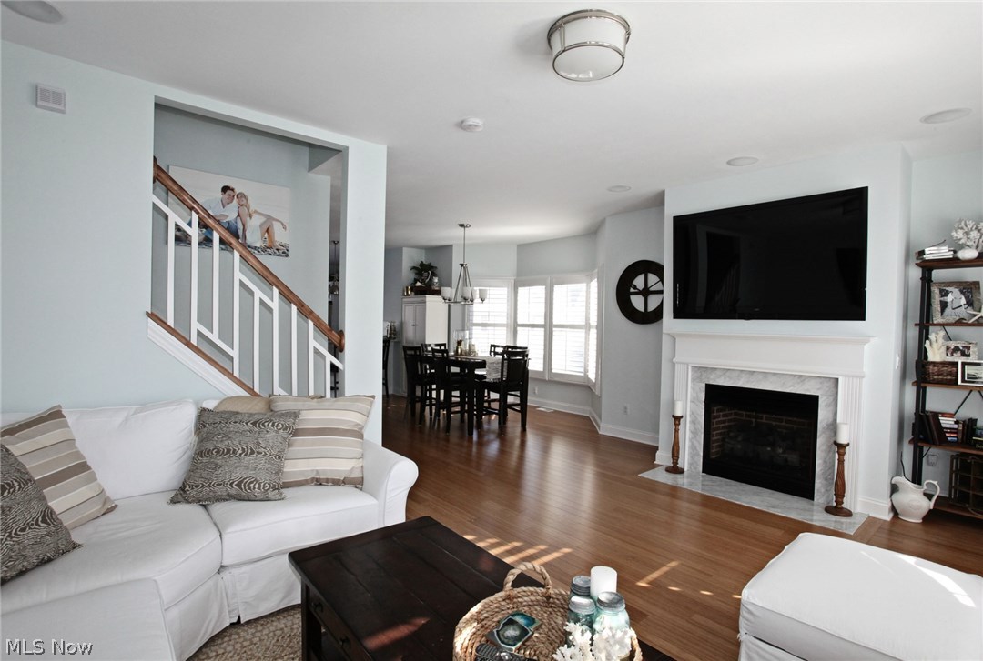 West Hampton at Crocker Park - Residential