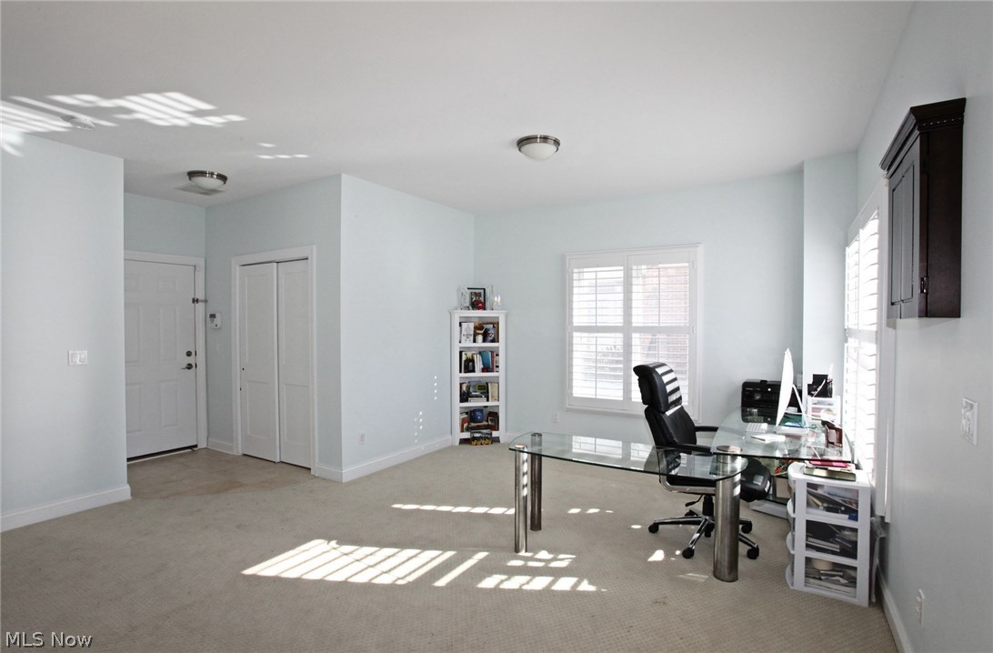 West Hampton at Crocker Park - Residential