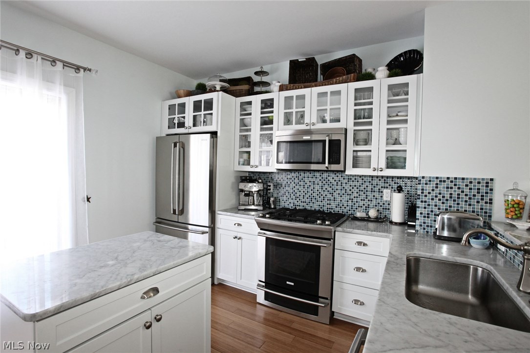 West Hampton at Crocker Park - Residential