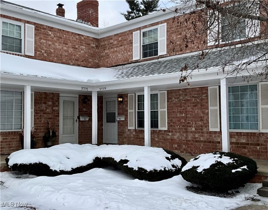 Photo of 37374 Euclid Avenue, Willoughby, OH 44094 (MLS # 5183645)