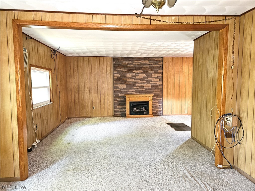 Carrie Morlan 01 & 02 - Residential