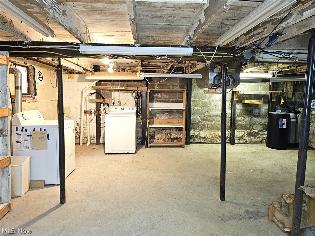 Carrie Morlan 01 & 02 - Residential