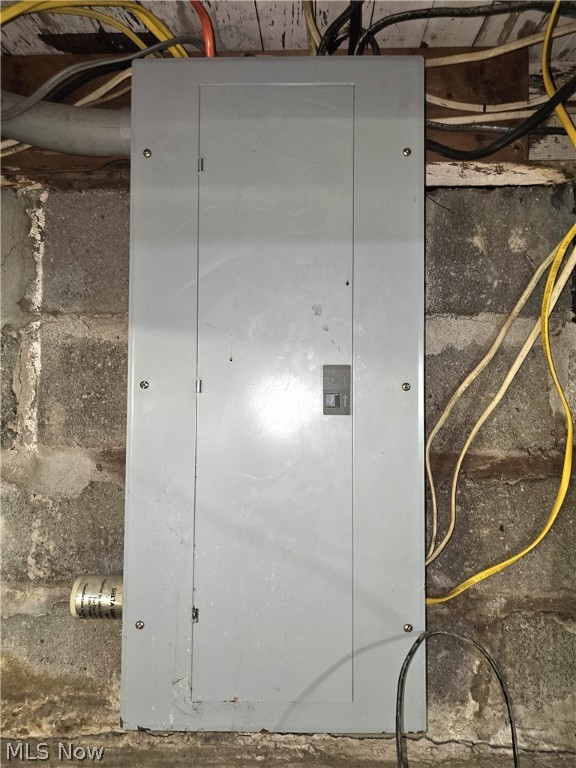 Carrie Morlan 01 & 02 - Residential