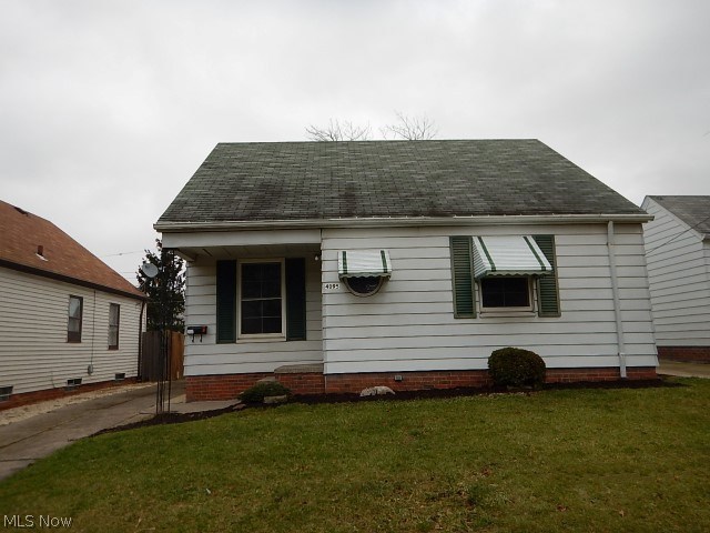 Great Opportunity with this Old Brooklyn Cape Cod. It offers a spacious Owners Suite with a separate half bath and ample storage on the upper level and 2 additional bedrooms on the main level. The kitchen has some updating already completed, you just need to add you final, personal touches. The private, fenced backyard is perfect for Summer cookout and relaxing. This jewel wont last long! This is a Fannie Mae HomePath property. Don't Delay.