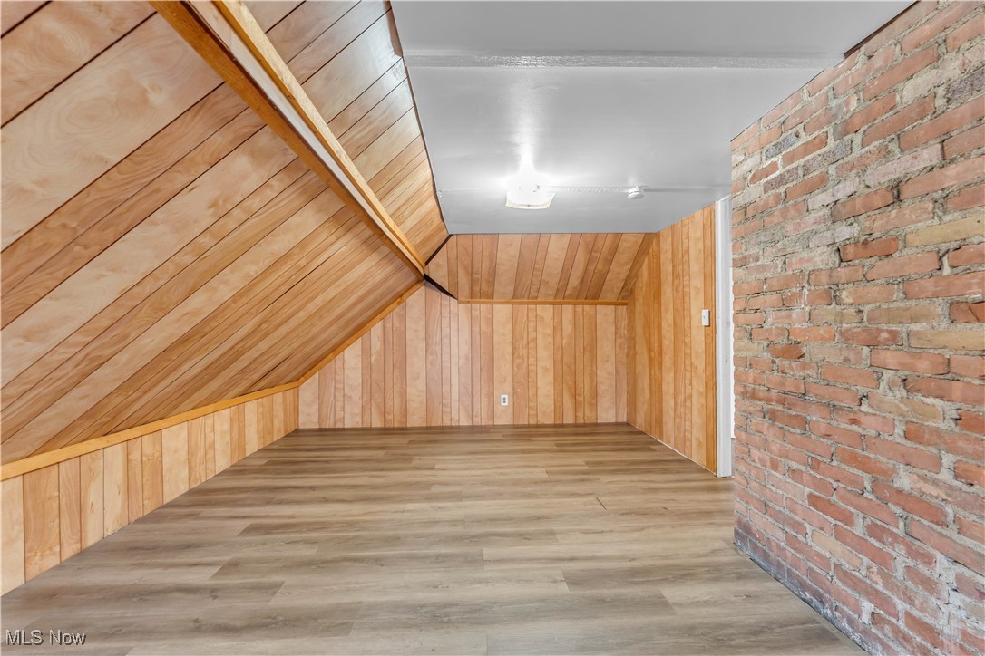 Vansweringen Co 11 - Residential Lease