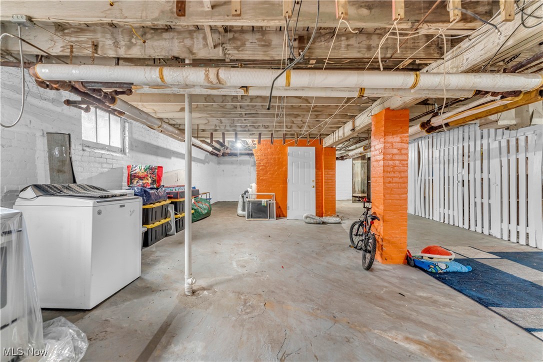 Vansweringen Co 11 - Residential Lease