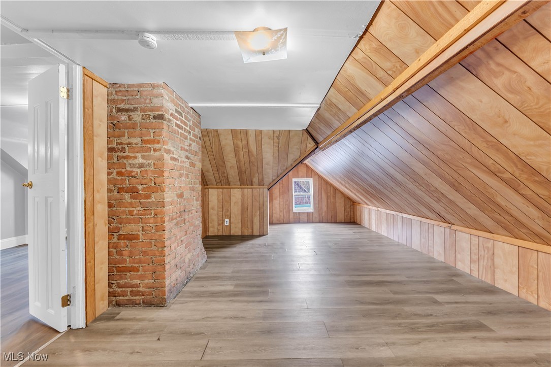 Vansweringen Co 11 - Residential Lease