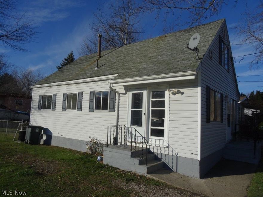 Great investment or first time buyer property!  Cute cape with 3BR, 1 full bath, full basement.  Some updating, needs cosmetic finishes.