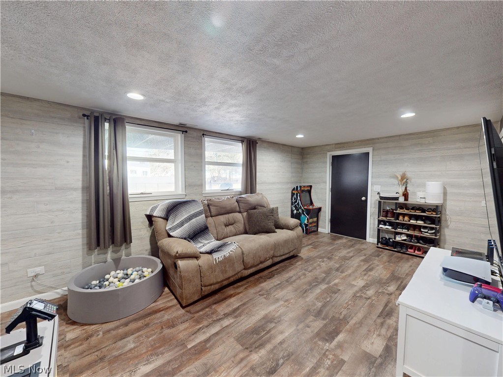 Pleasant Hills - Residential