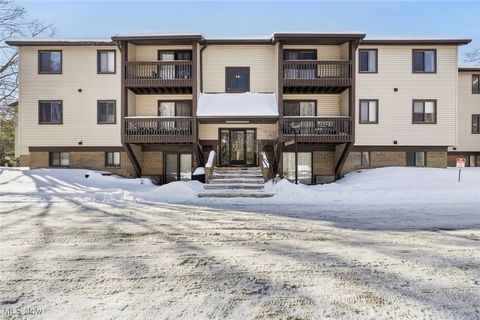 27413 Westown Boulevard 1612 Westlake OH 44145