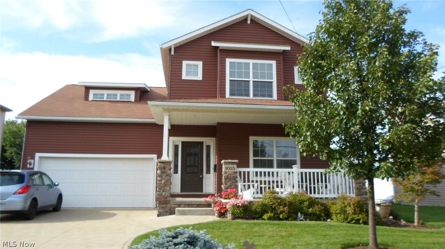 Custom built in 2008, this home offers a kitchen with stainless steel appliances, granite countertops, hickory cabinets, and wood floors. Enjoy your built in surround sound system, first floor laundry and attached mud room with built-in storage bench. Nine foot ceilings are on both the 1st and 2nd floors. The basement is plumbed for bath. The bedrooms offer great walk-in closets. This home is perfect for anyone who wants the very best of city-living! Near the coming new home of the Pro Football Hall of Fame Village.