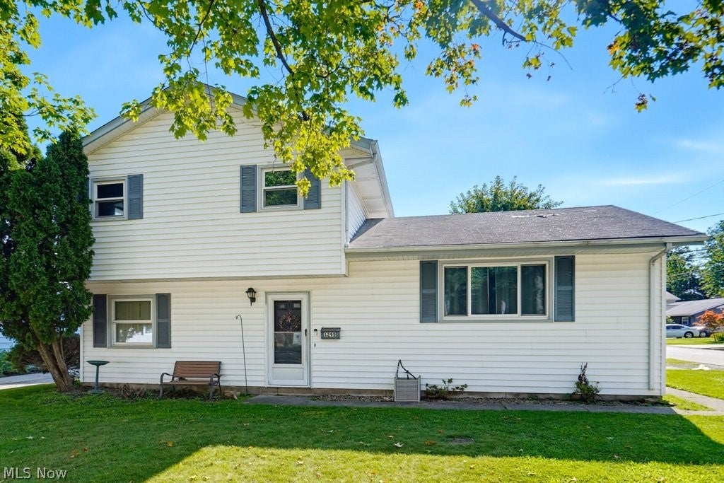 1295 Mohegan Trail