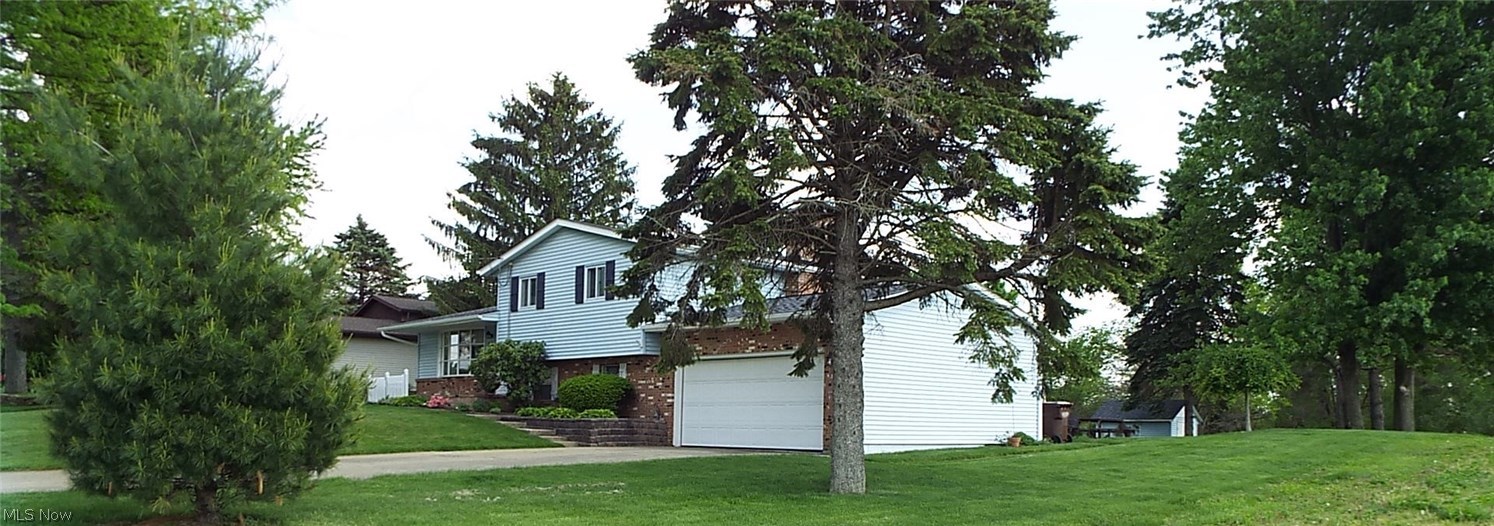 Hunting Hills Estates - Residential