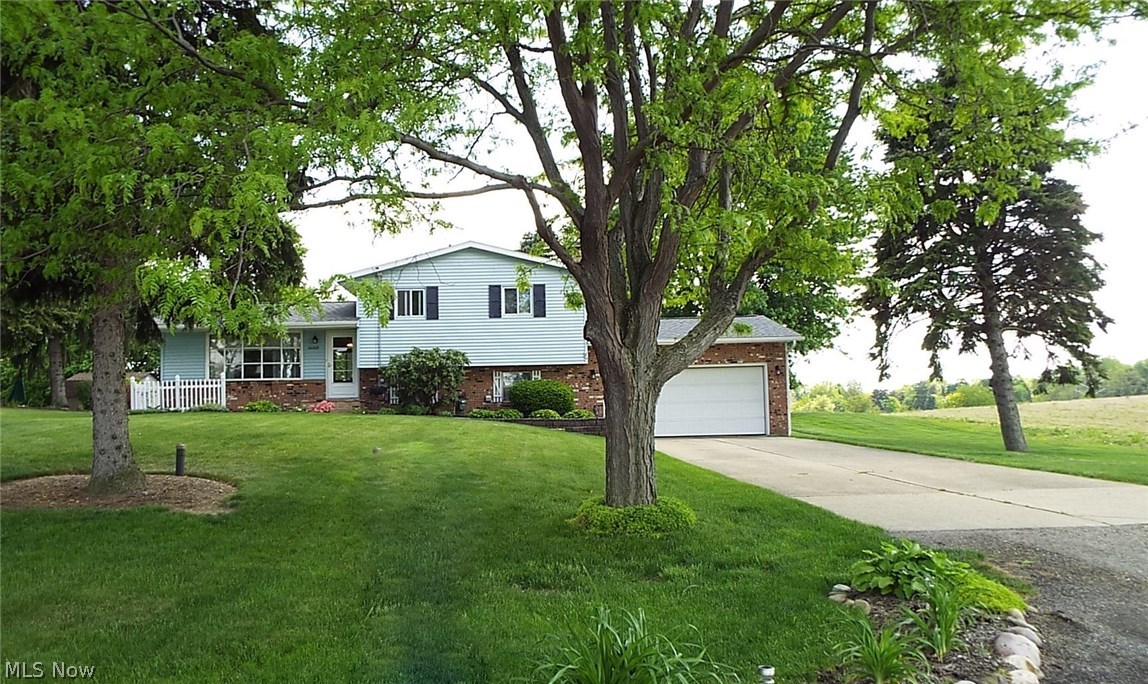 Hunting Hills Estates - Residential