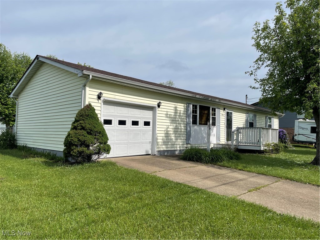 290 Washington Drive, Mineral Wells, West Virginia image 2