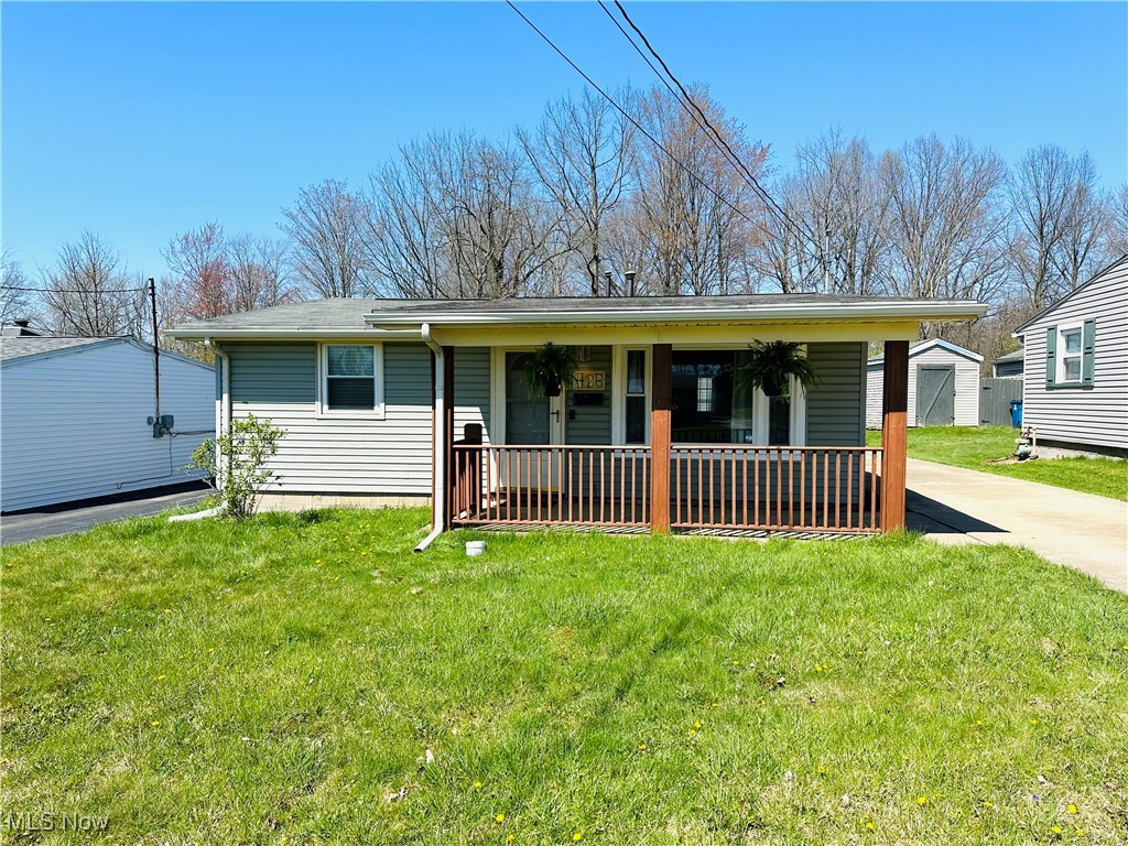 428 Iowa Avenue, Girard, Ohio image 1