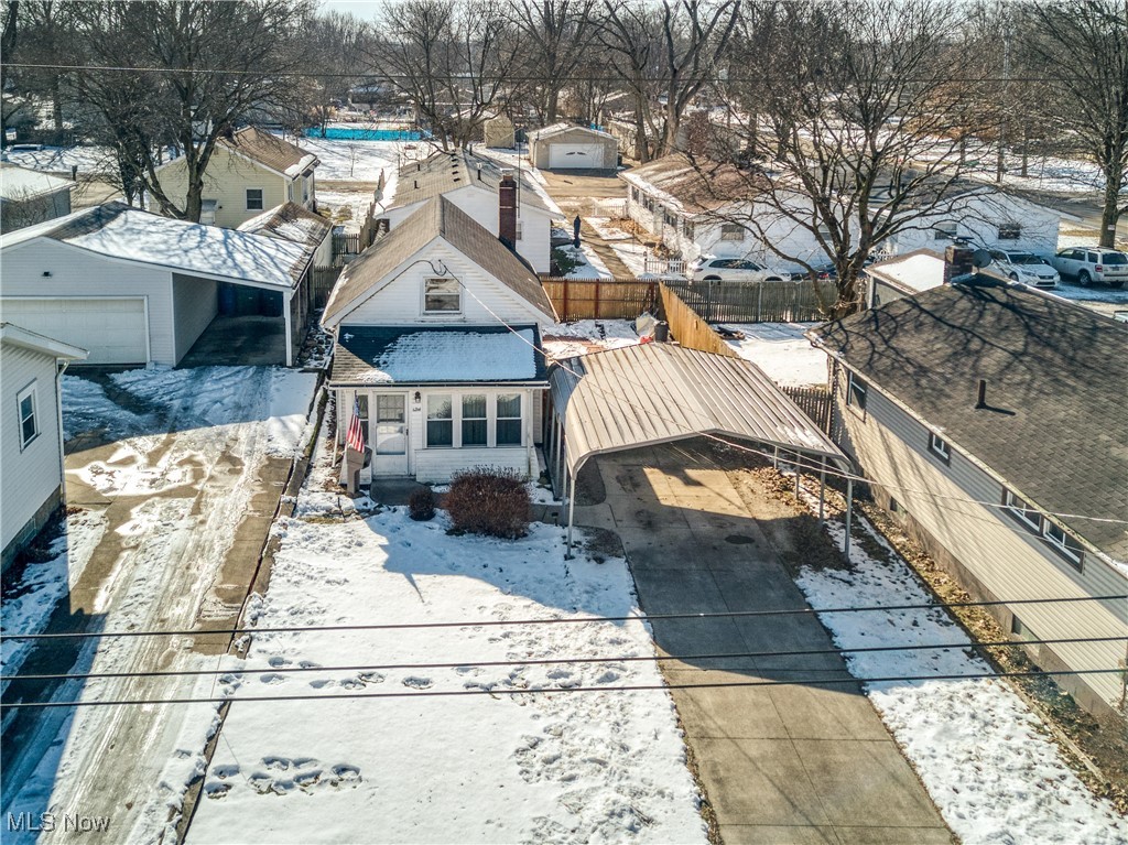 Akron, Ohio 44314, United States, 2 Bedrooms Bedrooms, ,1 BathroomBathrooms,Residential,Pending,10524