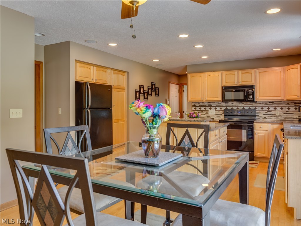 Estates At Meadowood - Residential