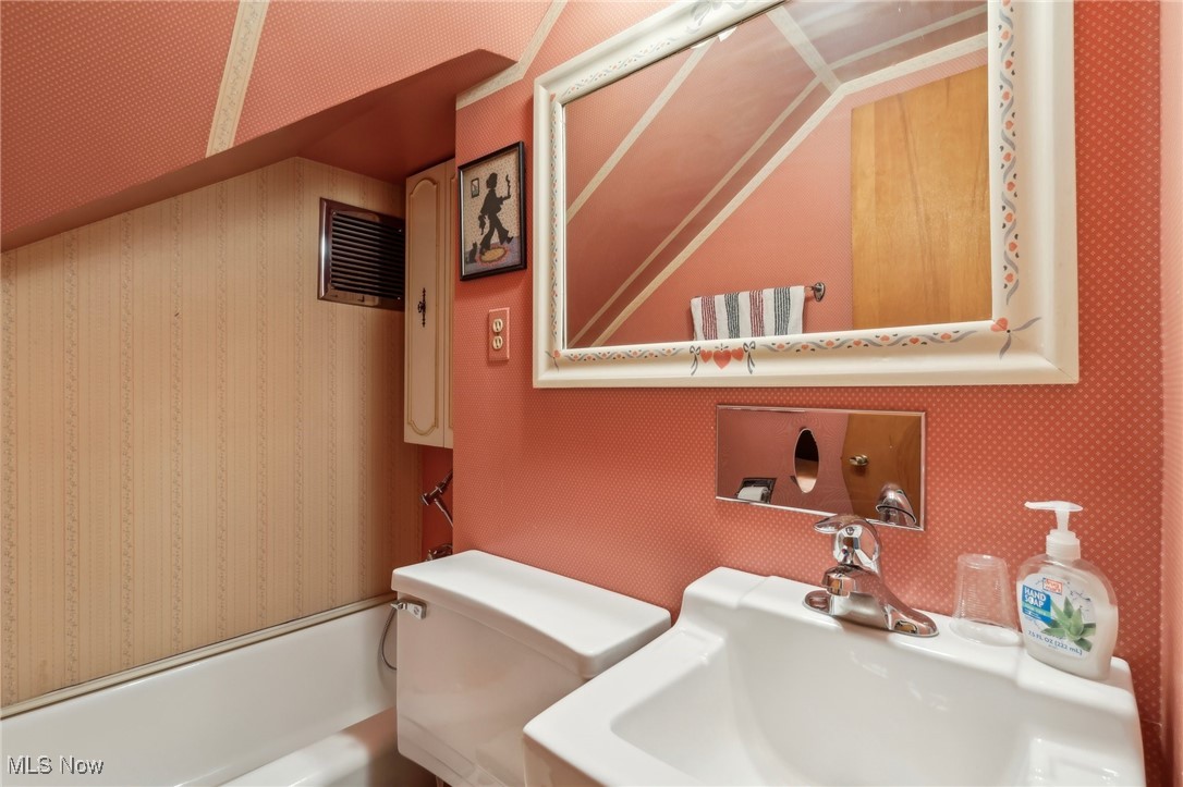 7478 Carole Drive, Mentor, Ohio image 37