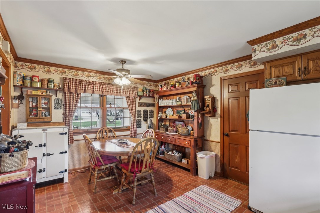 7478 Carole Drive, Mentor, Ohio image 12