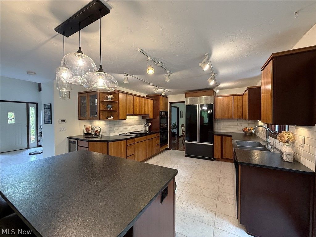Photo of 9350 Hidden Lake Drive, Chesterland, OH 44026 (MLS # 5210091)