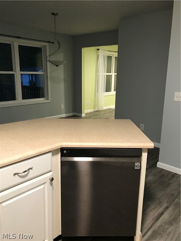 Roaming Rock - Residential