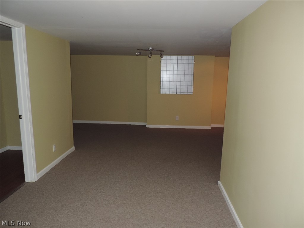 Vista Lago Condo - Residential