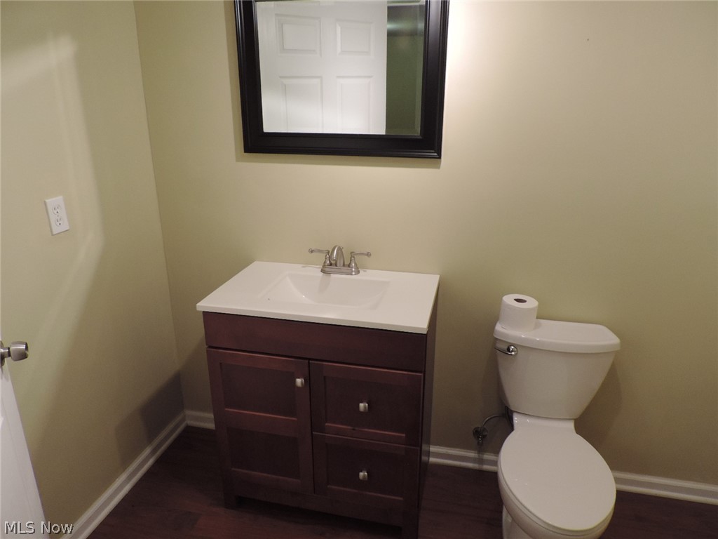 Vista Lago Condo - Residential