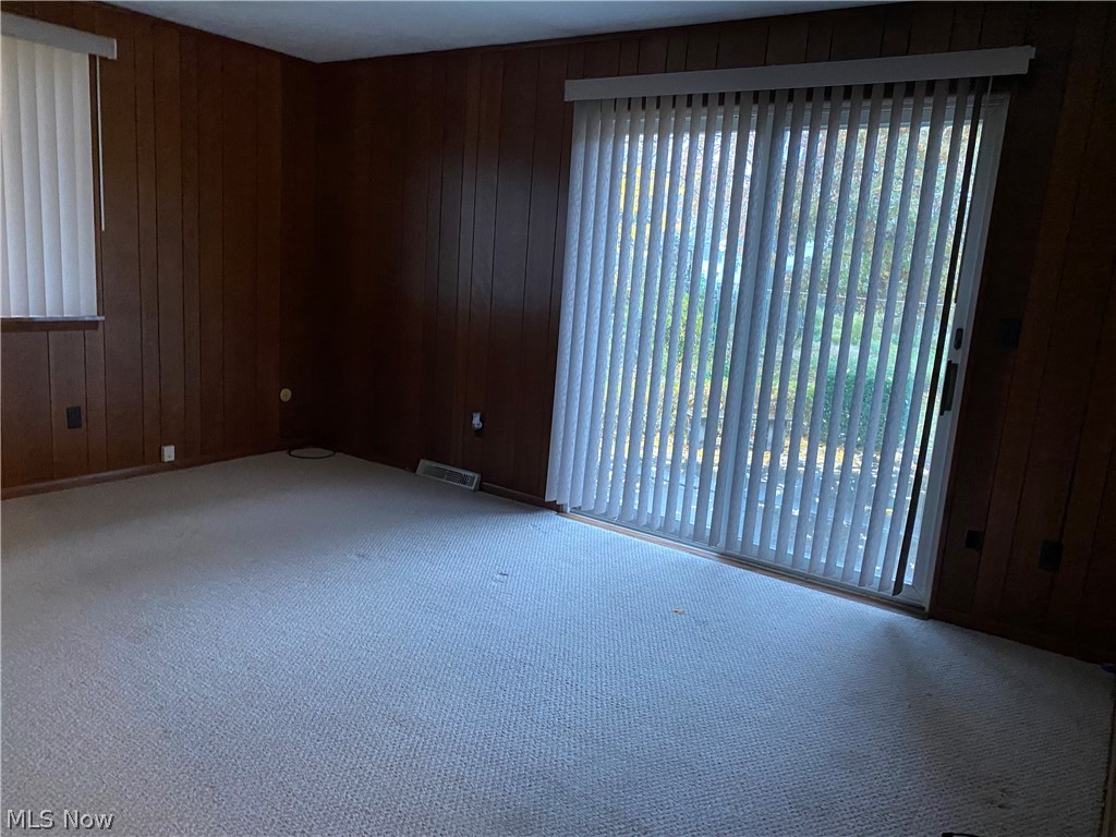 Aetna Construction Co Inc - Residential