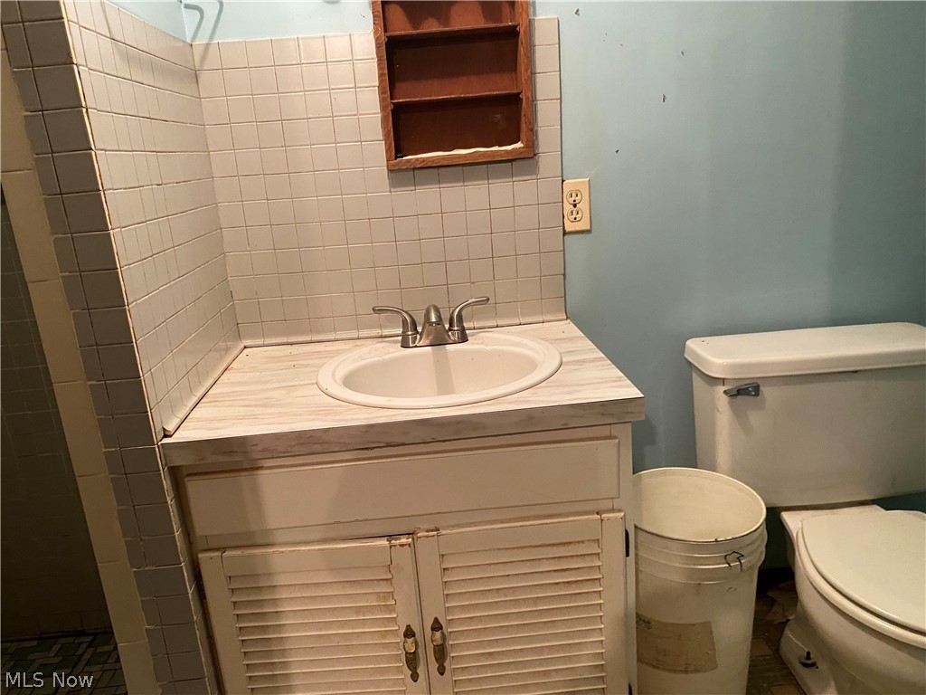 Aetna Construction Co Inc - Residential