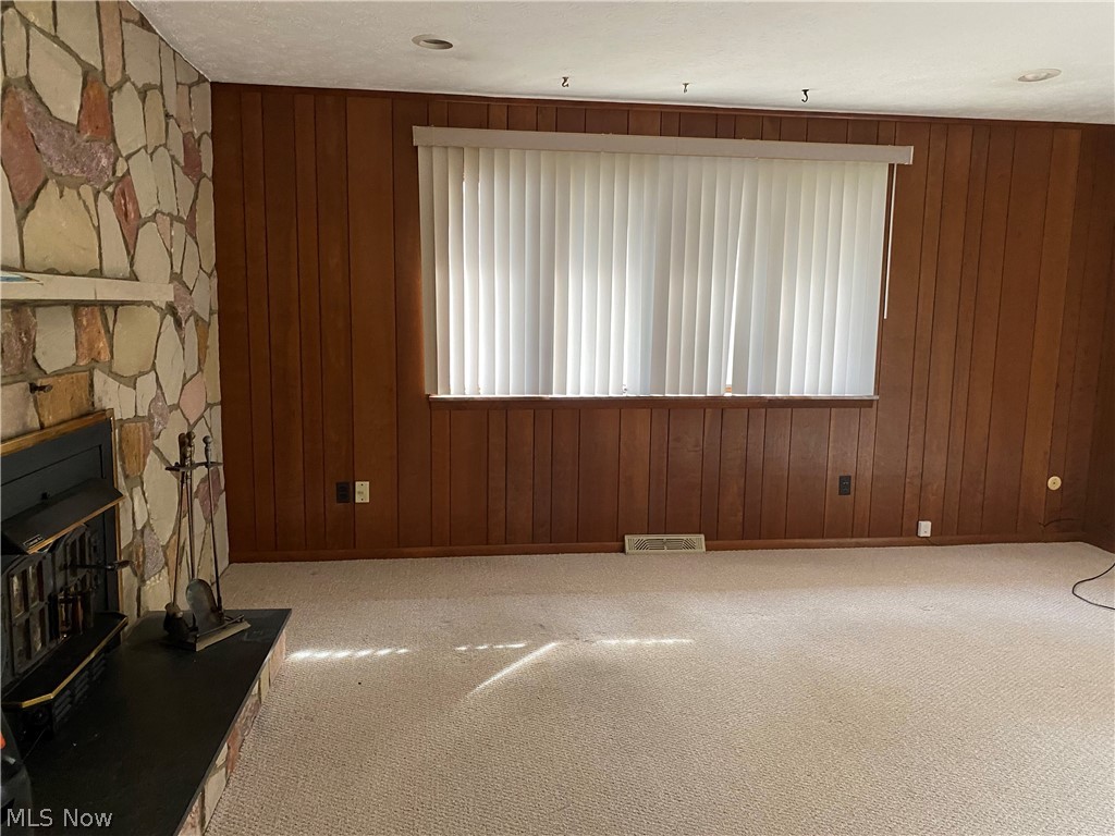 Aetna Construction Co Inc - Residential