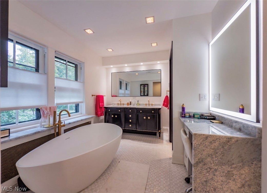 Bratenahl - Residential