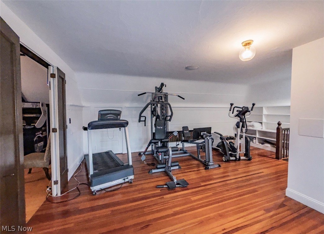 Bratenahl - Residential