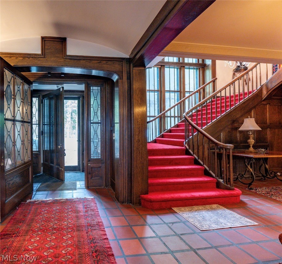 Bratenahl - Residential