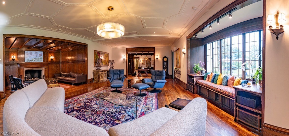 Bratenahl - Residential