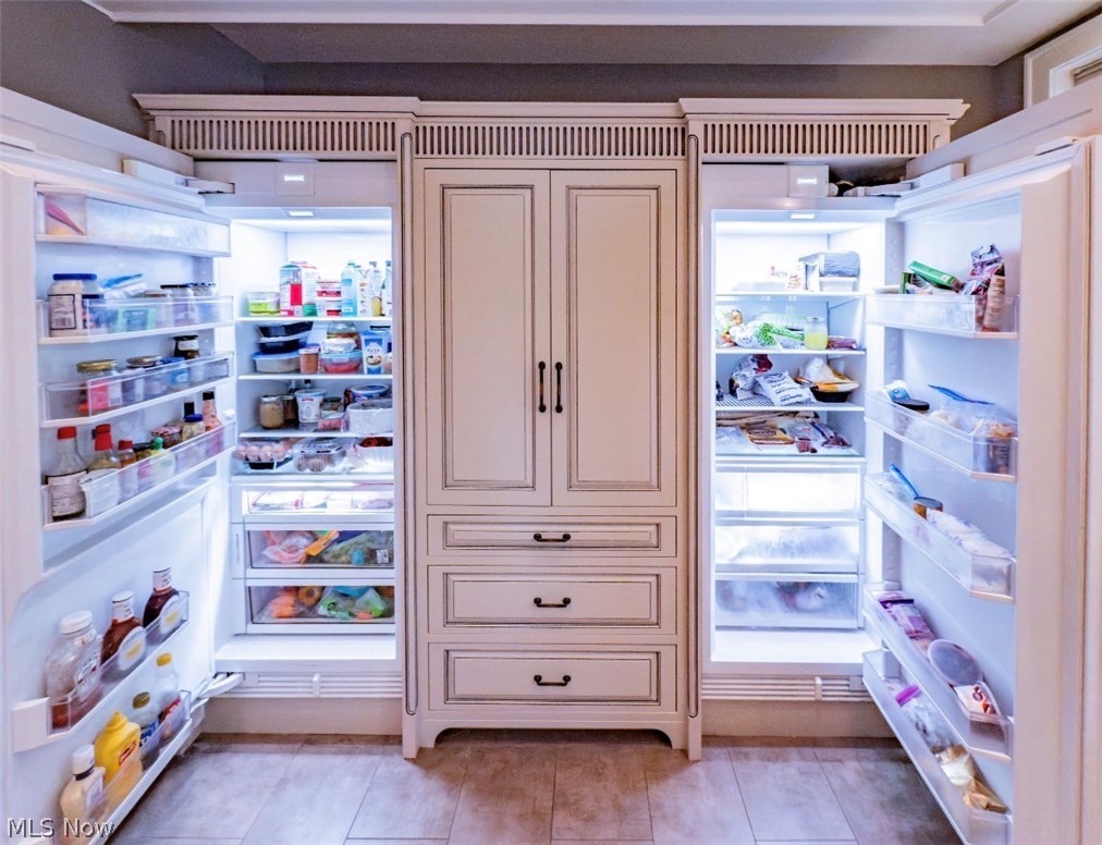 Bratenahl - Residential