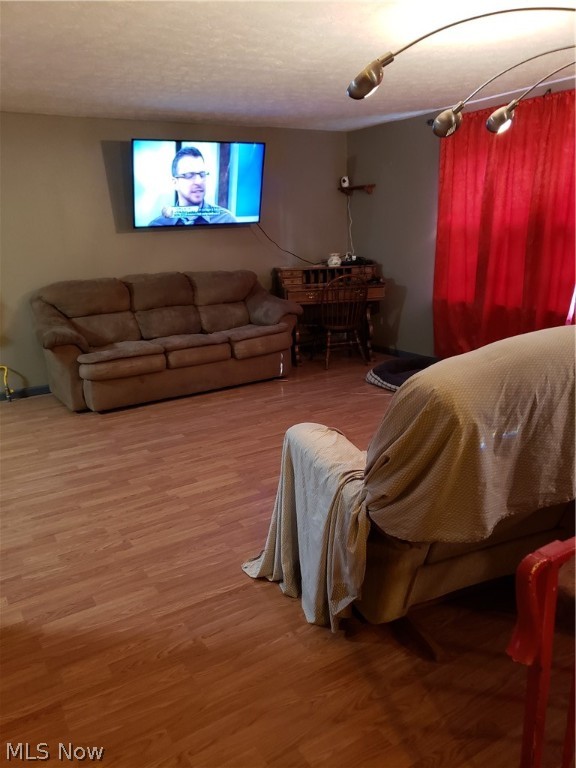 Walton Woods - Residential