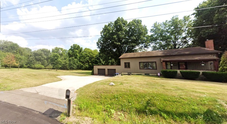 Photo 1 of 9 — 532 Portage Trail W, Cuyahoga Falls, OH 44223